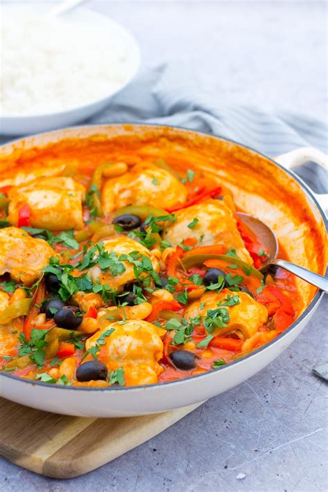 Turn the flame to low and partially cover with a lid. Easy Spanish Chicken Stew - Easy Peasy Foodie