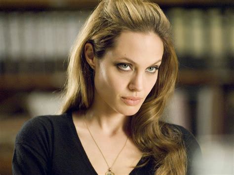 Angelina Jolie Hd Wallpaperimagespics Hd Wallpapers Blog