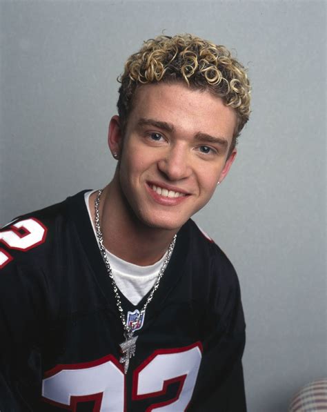 From some of its rather nostalgic looks, such as its untamed curly hair in the 90s, to the wildly popular (trendy undercuts, pompadours and honeycombs), timberlake has won a wide range of long and short hairstyles since fame years ago. 6 of Justin Timberlake's unforgettable NSYNC hair moments
