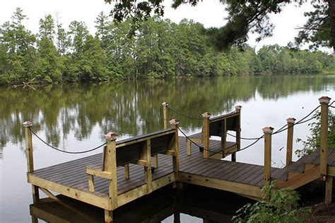 We used to rent a farmhouse on the honga i've known several people who have floating docks, and you can tell when it's not quite big enough. 24 best dock plans images on Pinterest | Boat dock ...