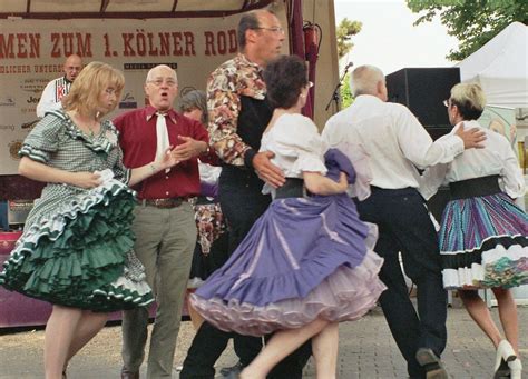 Dance Square Dance A Folk Dance With Four Couples Eight Dancers