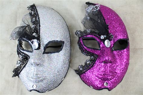 3 Full Face Decoration Masks Per Purchase 2 Colours Available