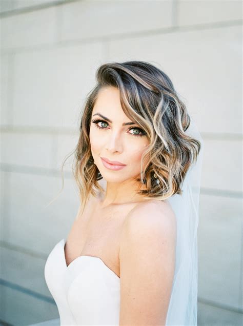 Medium Wedding Hairstyles That Can Make You Look Fabulous Hairstyles Weekly
