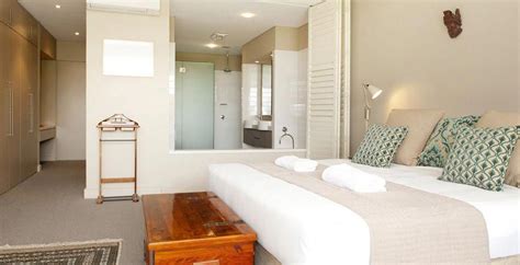 Master Bedroom Features A Large Open Plan Ensuite And Walk In Wardrobe Modern Bedroom Design