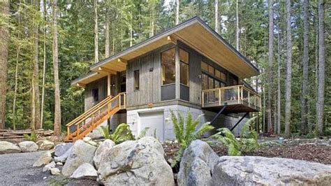 10 Amazing Off Grid Homes That You Can Get Today