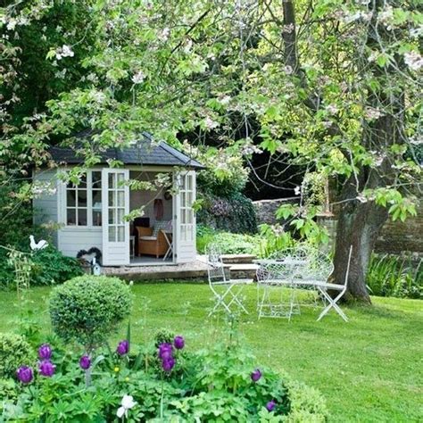 39 Creative Small Garden Ideas For Summer Summer House