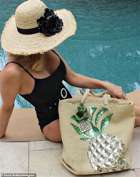 Alexis Bellino Takes To Instagram To Show Off Straw Beach Hat Poolside My Xxx Hot Girl