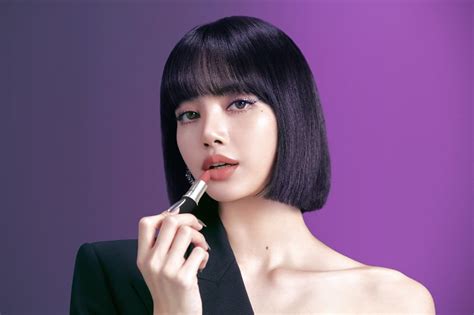First Look Blackpinks Lisa Manoban Is Mac Cosmetics New Global Brand