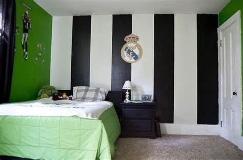 They are not very thick. kid-real-madrid-bedrooms