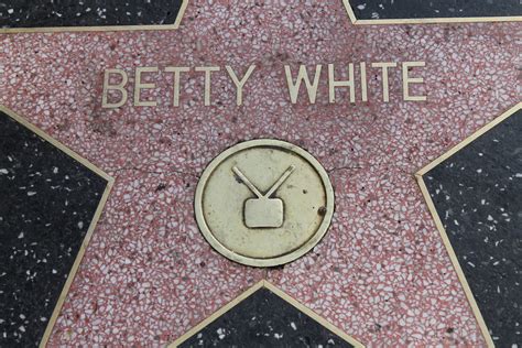 The Betty White 90th Birthday Tour Of Los Angeles