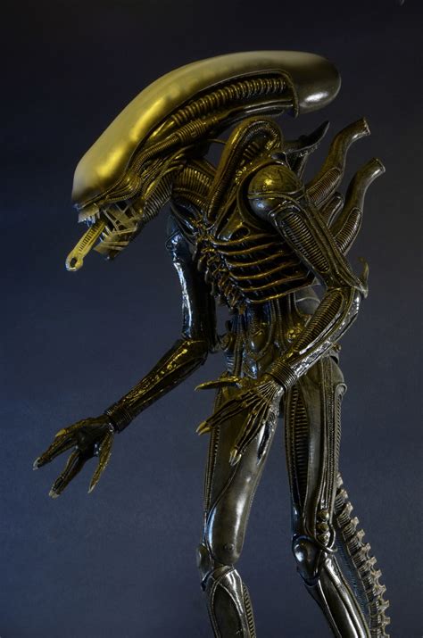 Welcome to the official alien facebook page. Closer Look: 1979 Alien 1/4 Scale Action Figure | NECAOnline.com