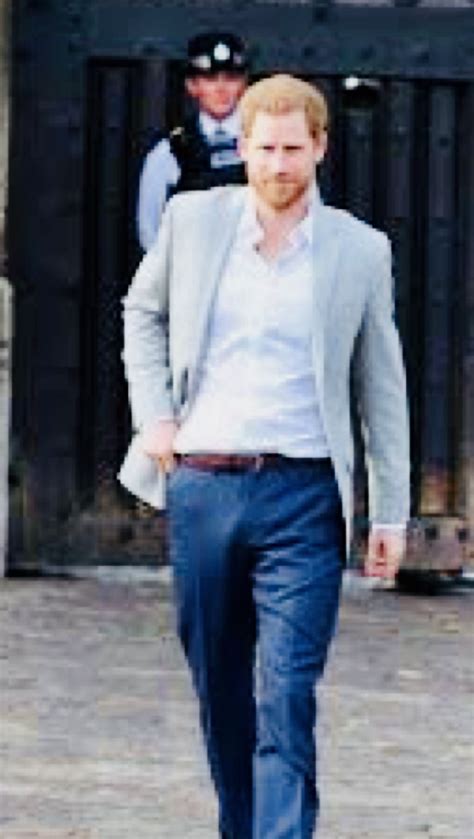 Einzigartig Prince Harry Bulge