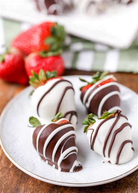 How To Make Chocolate Covered Strawberries Video Lil Luna
