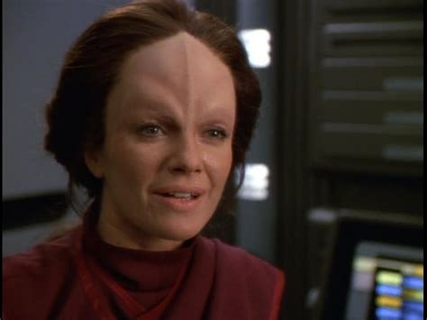 Star Trek Voyager 2 X 19 Life Signs Susan Diol As Danara Star Trek