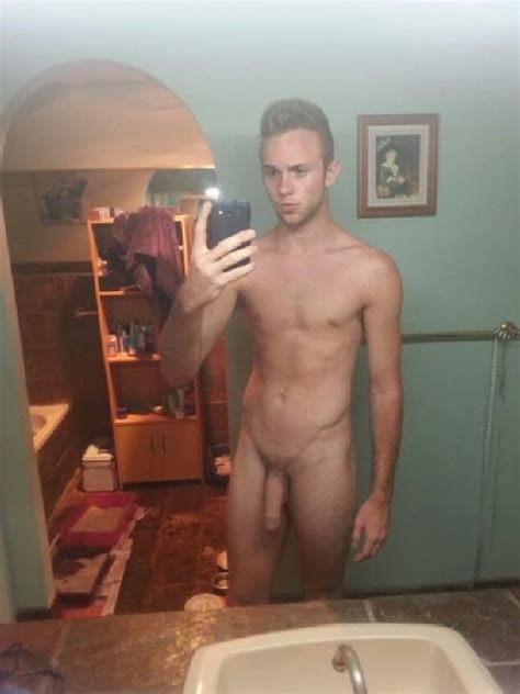 Nude Hot Guy With A Big Flaccid Penis Cock Picture Blog