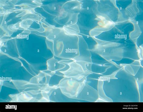 Sparkling Swimming Pool Hi Res Stock Photography And Images Alamy