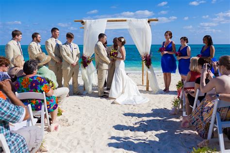 chic bahamas weddings bahamas destination wedding the beach scene