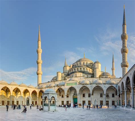 Sultan Ahmed Mosque Mezquita Azul Estambul Turqu A Foto De Archivo