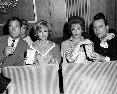 Quiz Most Fans Cant Recognize These 50s Tv Shows — Can You Trivia Boss