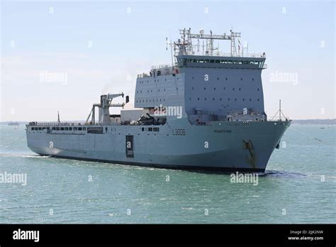 The Royal Fleet Auxiliary Bay Class Landing Ship Deck Rfa Mounts Bay