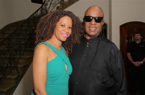 Tomeeka robyn bracy is known as a beautiful wife of singer, songwriter, musician, and record producer stevie wonder. Tomeeka Robyn Bracy - Bio, Facts And Profile of Stevie Wonder's Wife - Networth Height Salary