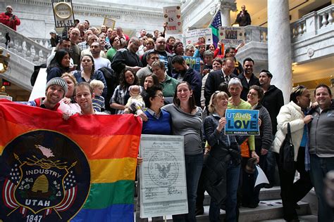 Us Recognizes Utah Same Sex Marriages Whats Behind Holders Unusual Move