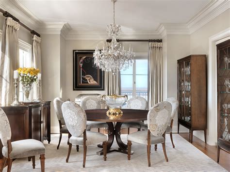 17 Elegant Traditional Dining Room Designs You Ll Love