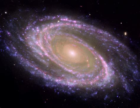 Nasa M81 Galaxy Is Pretty In Pink