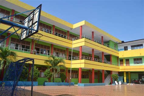 Gambar kerja sama di lingkungan sekolah. 33 Gambar Gedung Sekolah Minimalis Modern - Model Desain ...