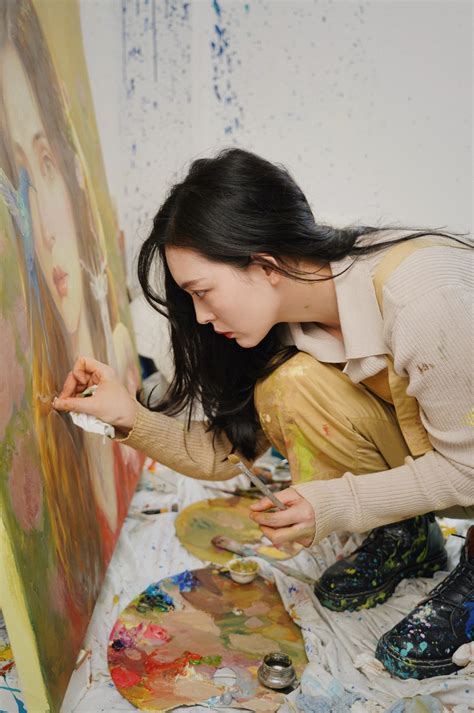 From trash to art: Chinese artist redefines old items with paintbrush ...