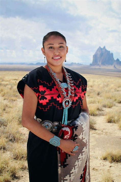Very Beautiful Navajo Women Native American Women Native American Fashion