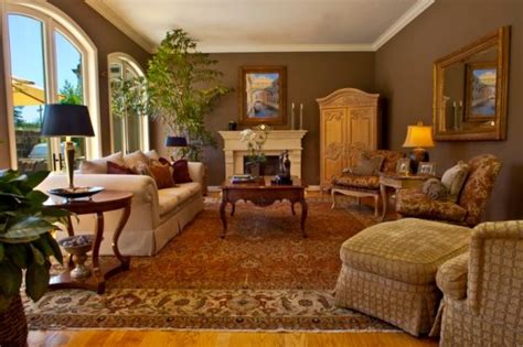 10 Traditional Living Room Décor Ideas