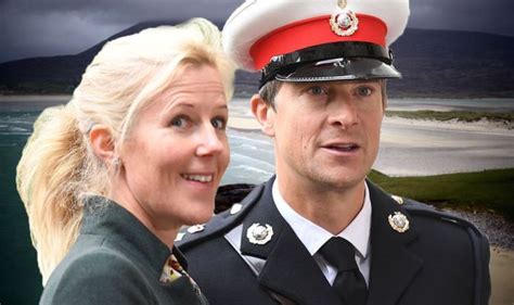 Bear Grylls Wife How Adventurer Met Wife Shara Naked ‘trying To Find