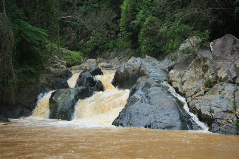 Rio Tanama Volcanic Falls No 3 Municipio De Arecibo Pu Flickr