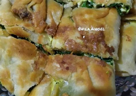 Masih punya persediaan daging & ada juga daging giling , yuuuuk bikin martabak telur mini dengan isian daging giling yang melimpah biar mantul,… inspirasi resepnya mba rieske leanabella #cookpadcommunity_id #makeeverydaycookingfun Resep Martabak telor kq5 - Foody Bloggers