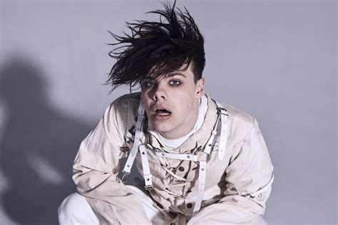 Yungblud Wallpapers Wallpaper Cave