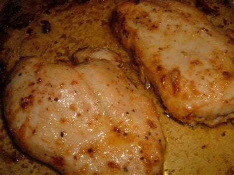 Place chicken in glass baking dish and pour over the fat free italian dressing until bottom of dish is covered*. Italian Marinated Chicken Breasts | Recipe in 2020 ...