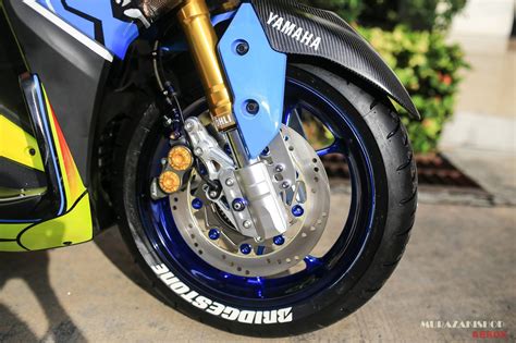 Maybe you would like to learn more about one of these? Modifikasi Aerox 155 Shark sisi kanan ban depan - BlogOtive