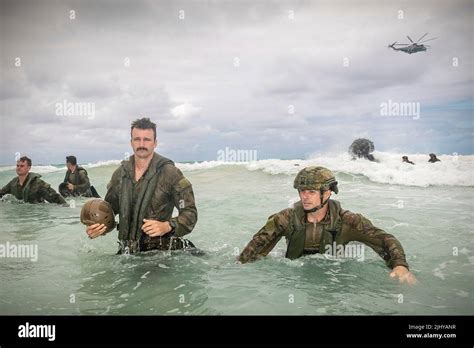 Amphibious Assault Regiment Hi Res Stock Photography And Images Alamy