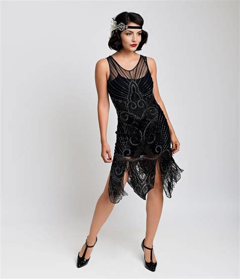 1920s fashion flapper dresses