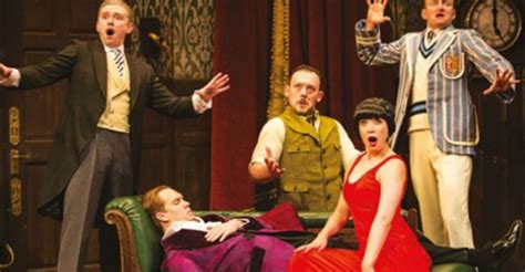 Review The Play That Goes Wrong By The Mischief Theatre Whats On