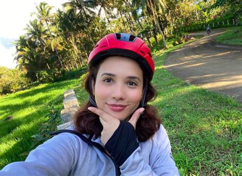 Celebrity we rise together rise artists studio the squad plus danica ontengco renshi de guzman nio tria mitoy yonting gary valenciano As 'Tawag ng Tanghalan' judge, Karylle doesn't get carried ...