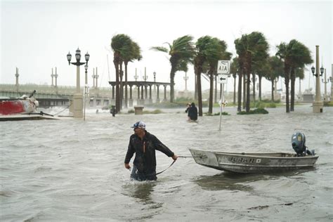 Floodwaters Sweep Into St. Augustine From a Powerful Storm Surge - The