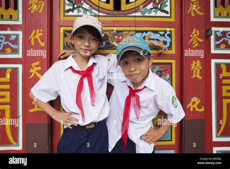 Vietnamese School Girls High Resolution Stock Photography And Images