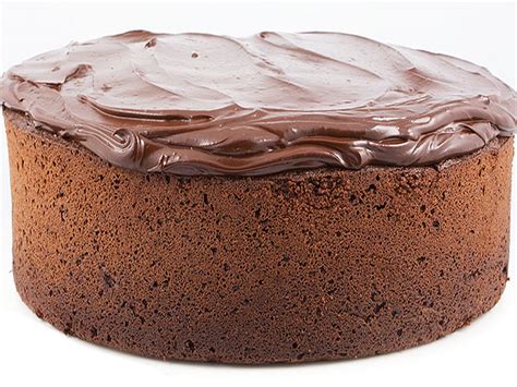 Posso farmi scendere la copertura al cioccolato dritta in gola, in modo da ricoprirmi dolcemente lo stomachino? Mud cake al cioccolato - Torta americana | Alimentipedia.it