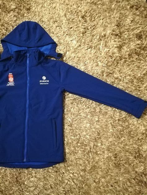 2020 hätte die eishockey wm erstmals seit 2009 wieder in der schweiz stattfinden sollen. Eishockey WM 2020 Jacke | Kaufen auf Ricardo