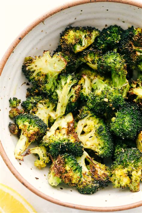air fryer roasted garlic broccoli yummy recipe