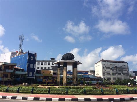 Landmark Batu Satam Belitung Ketaketik