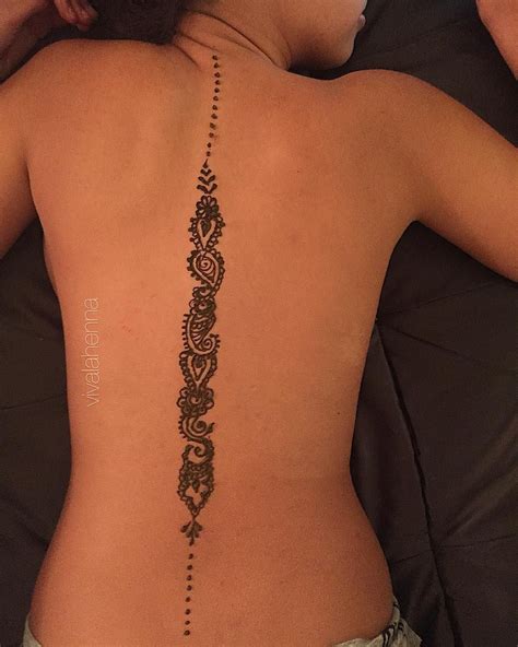 For first time henna tattoo artists, or even novice henna tattoo artists, consider using a stencil to ensure a great design. 199 Likes, 10 Comments - RIVA ALI | MONTREAL HENNA 💎 ...