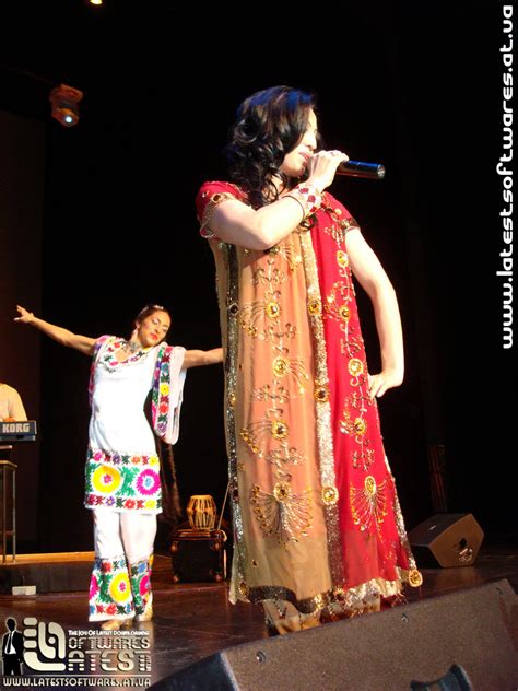 Shabnam Suraya Tajik Singers Photos Photo Gallery Latest